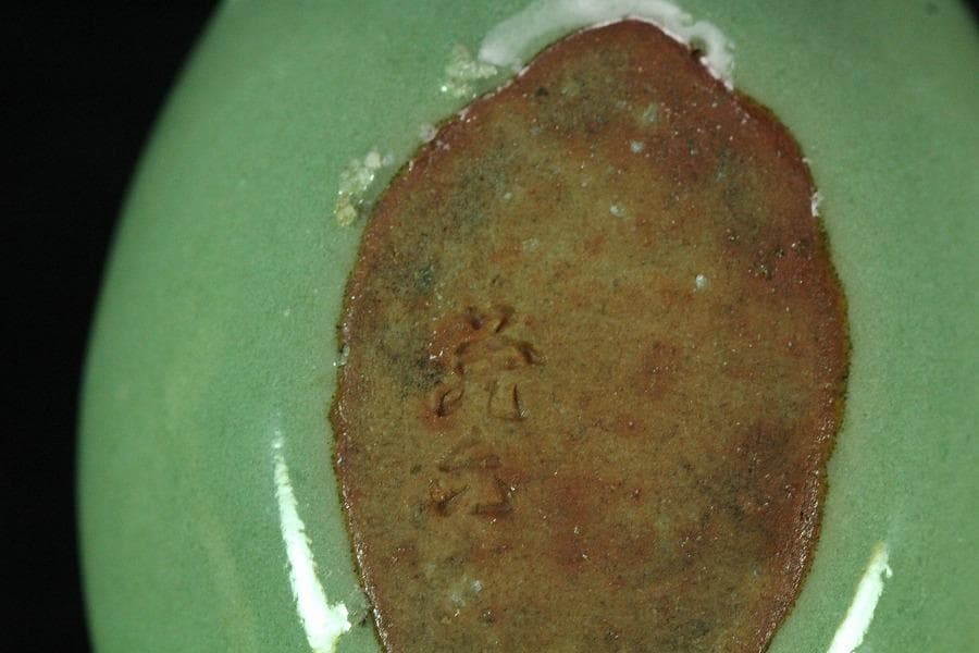 眞清水蔵六作 青磁 雁 香合(K-BB521)