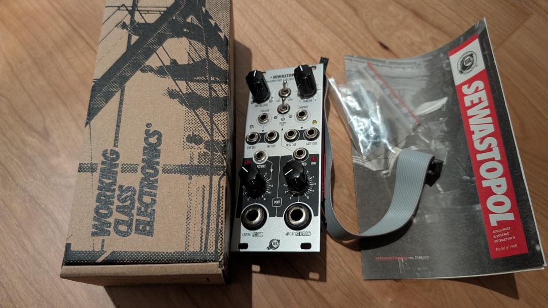 XAOC Devices / Sewastopol II　モジュラーシンセ