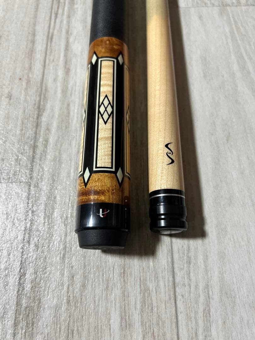 ユニバーサル　キュー