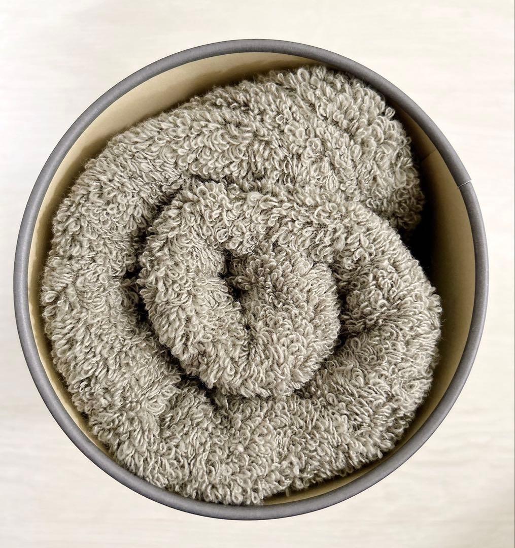 【新品未使用】育てるタオル feel ムーングレージュ3点セット　箱無し発送