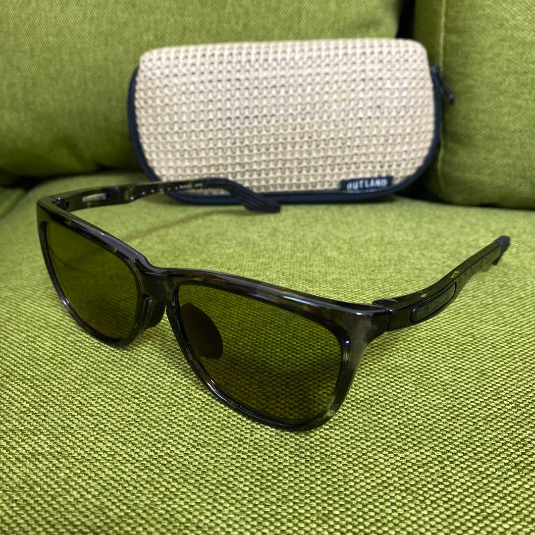 OUTLAND 偏光サングラス ケース付き