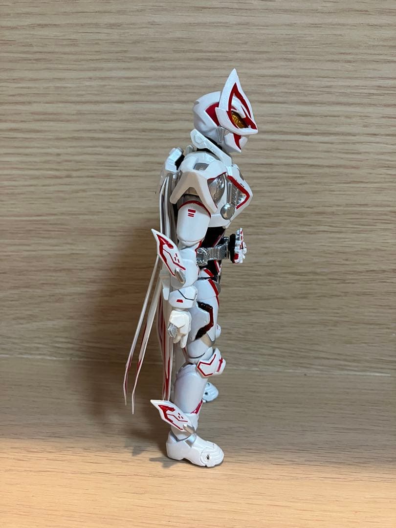 に*あ様 ギーツix フィギュア