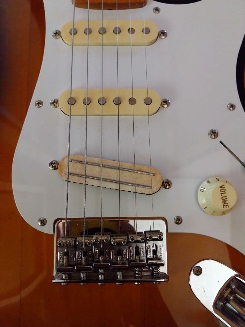 Fender Japan ST57-SS ショートスケール