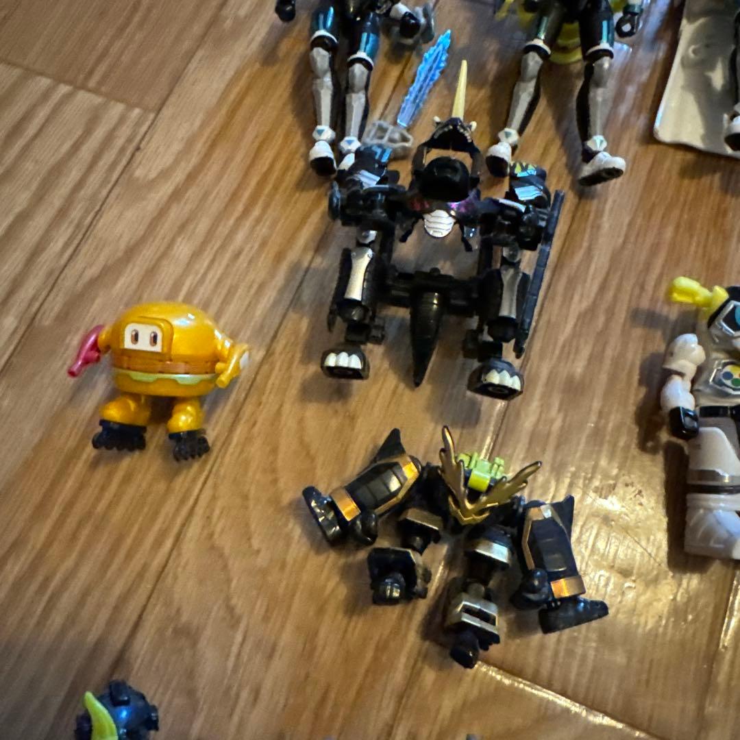 仮面ライダー エグゼイド 装動　21体＋アーマー3つ