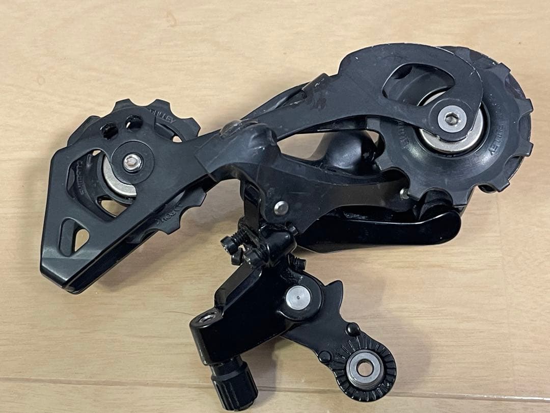 ★美品シマノ105 R700011速(機械式)油圧ディスクコンポーネントセット