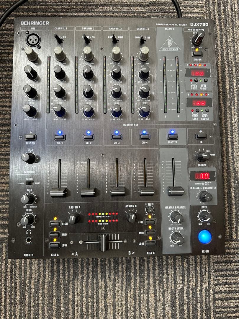 BEHRINGER DJX750 DJミキサー