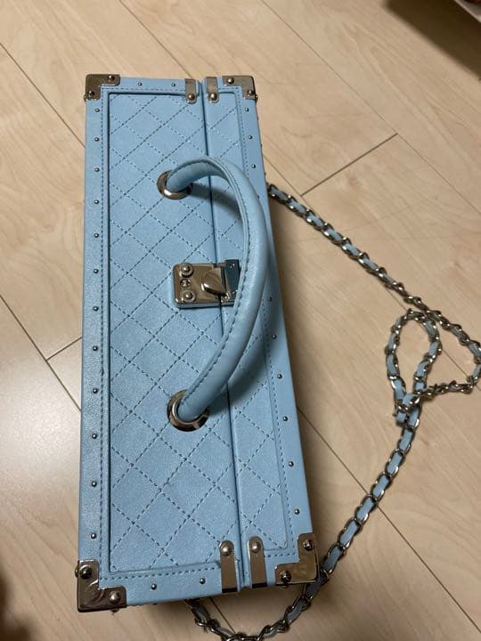 エンジェルシャンパン