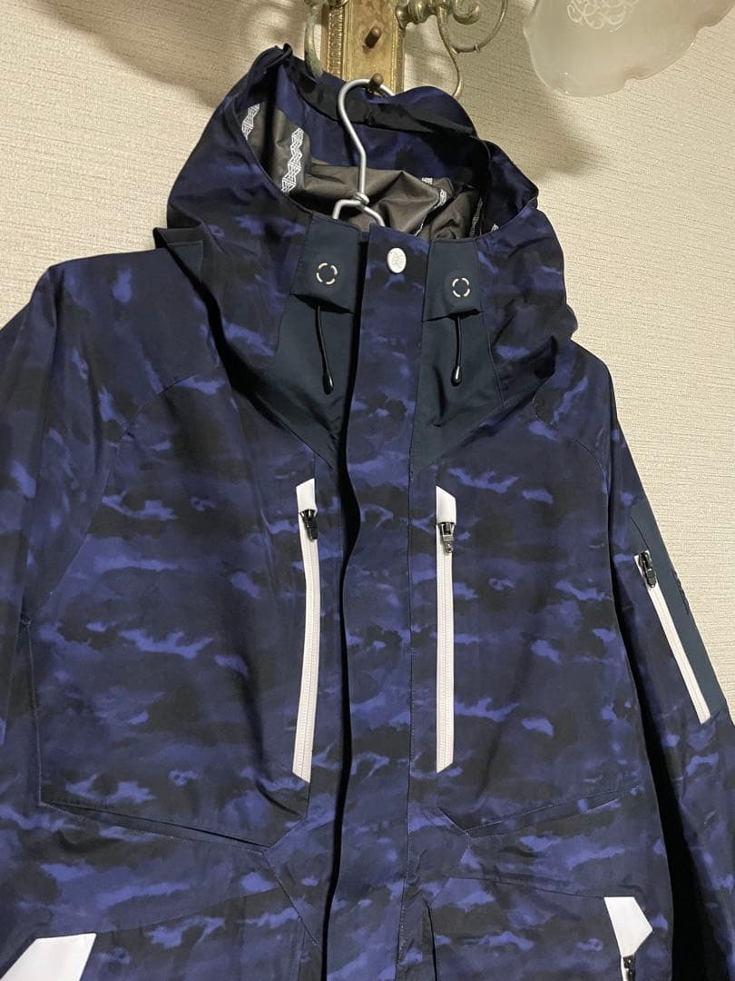 BURTON× White Mountaineering　Ｌ　ゴアテックス