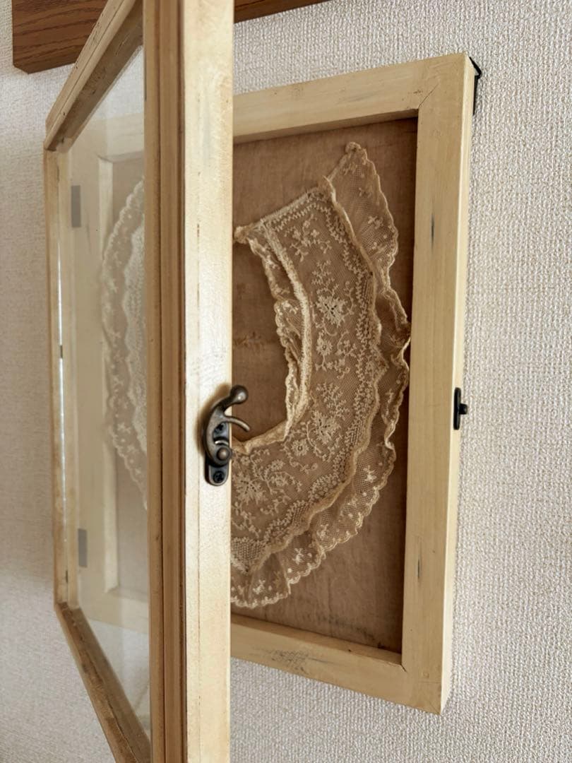 アンティークレース　襟　ガラスケース入り