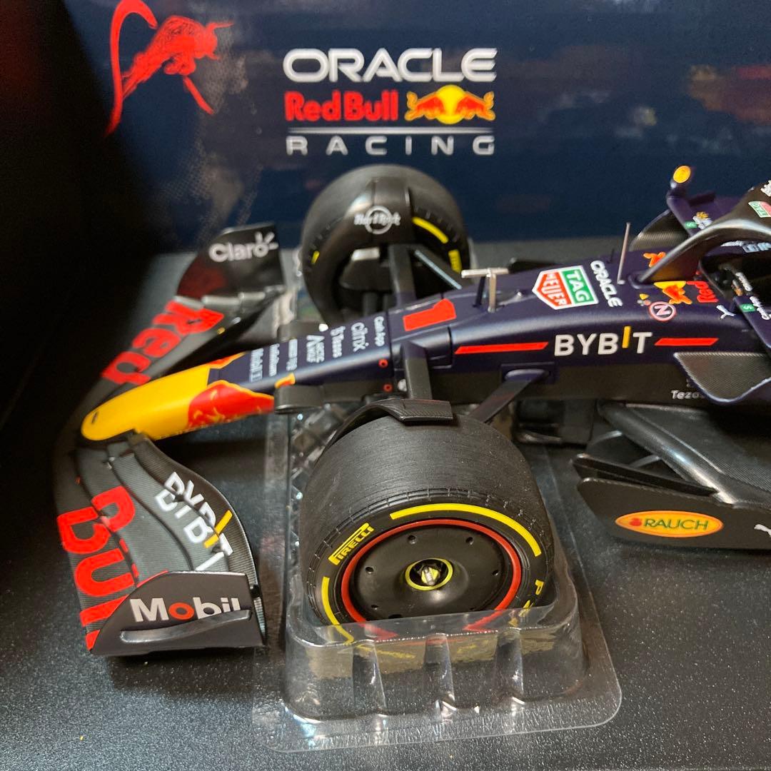 ミニチャンプス1/18OracleRedBullRacingRB18 2022