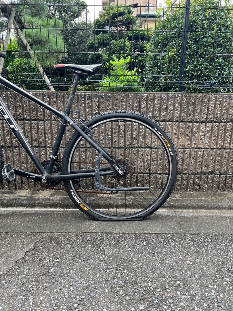 GT社製　MTB サイズS 29er マットブラック 8速【引き取り】