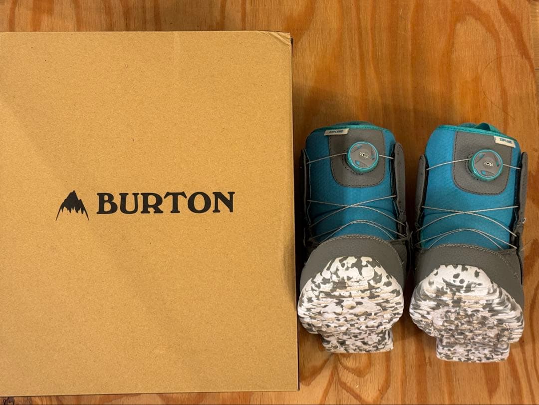 Burton ブーツ22センチ　youth ZIPLINE BOA