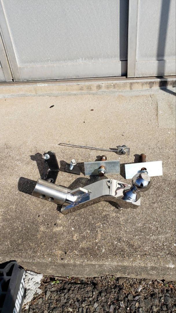 ヒッチメンバー　トレーラー