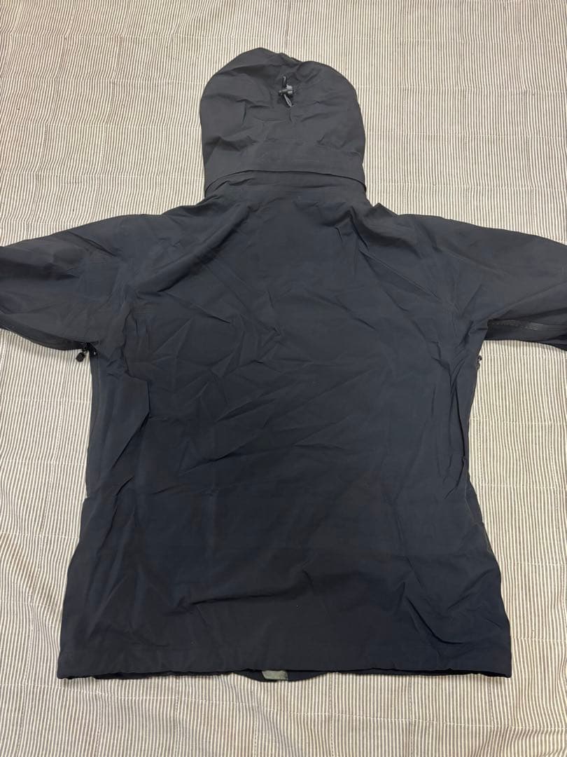 【希少】【美品】バートンak ゴアテックス ジャケットブラック　インナー付き