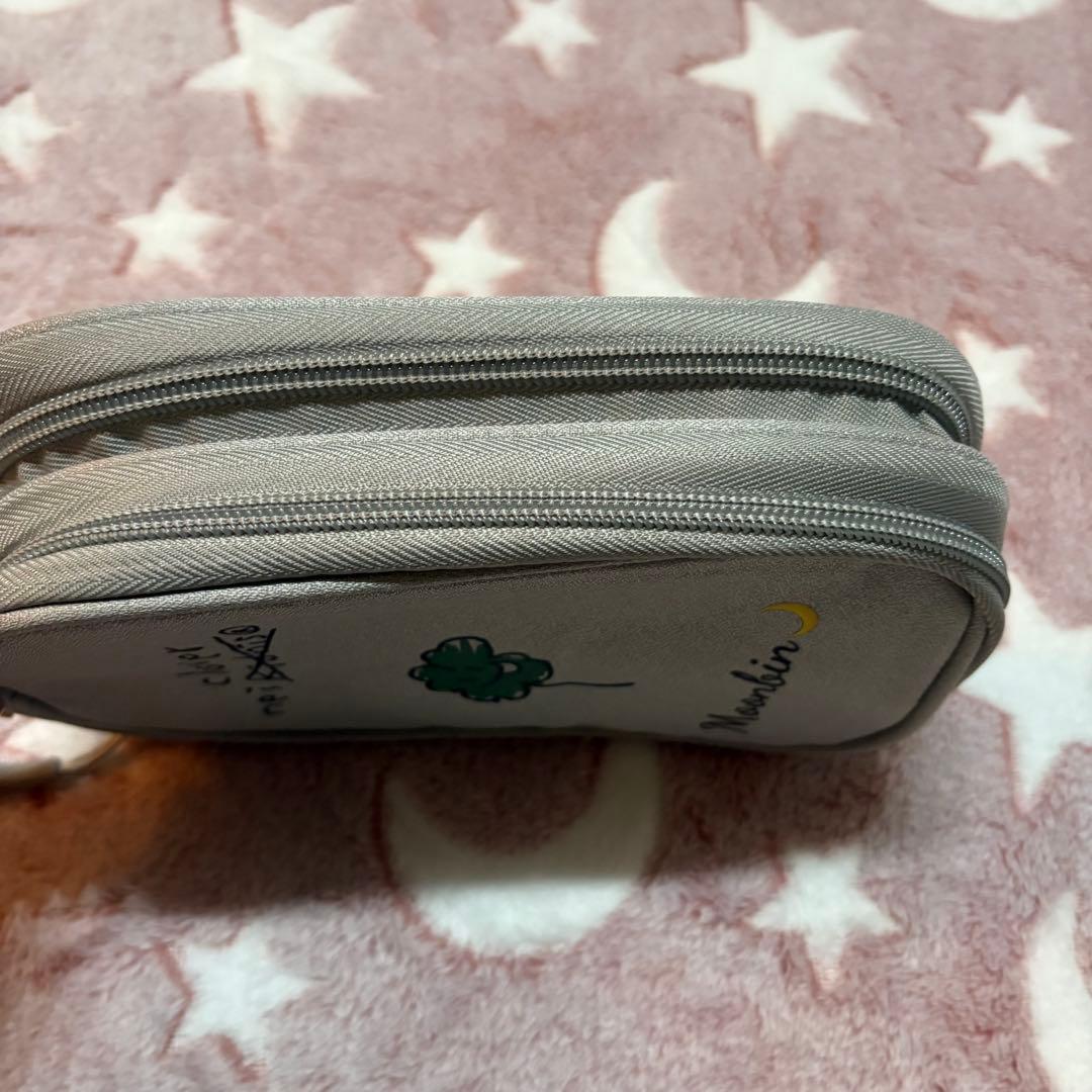 ムンビンクローバー電子機器収納バッグ