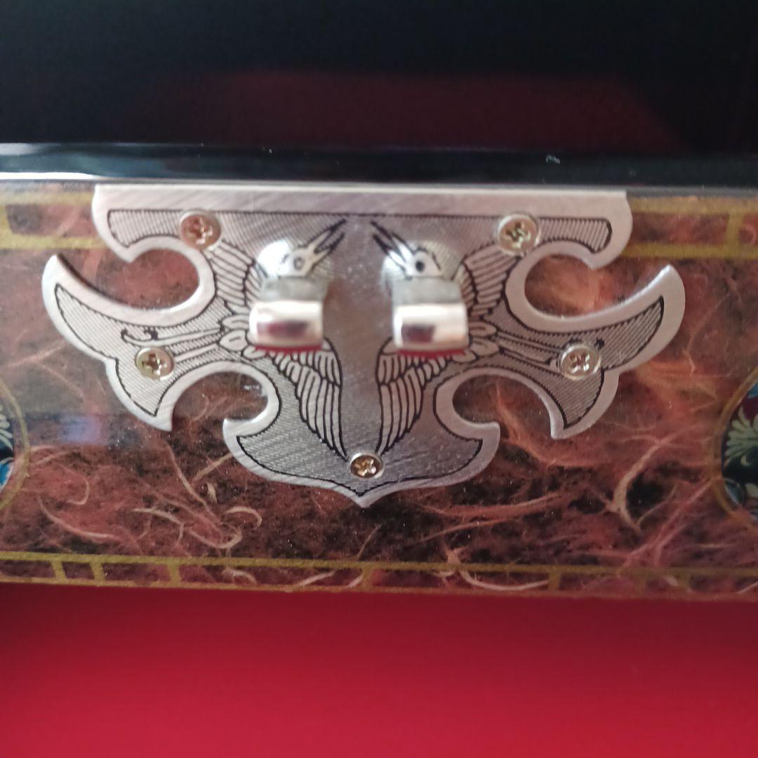 宝石箱　小物収納　螺鈿細工 漆器　工芸品　鏡付き