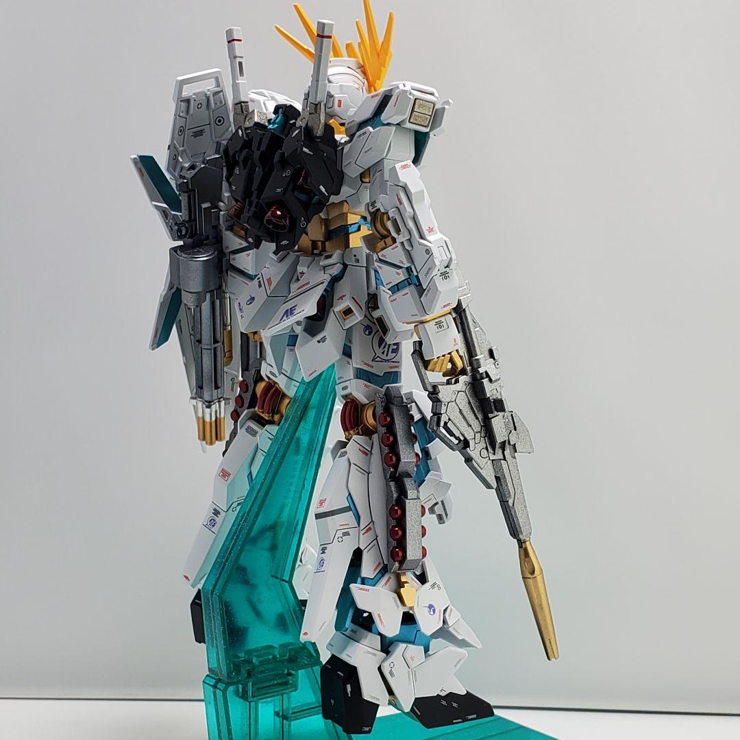 HGUC ユニコーンガンダム 白バンシィゴールドフレーム 塗装 完成品 バンダイ