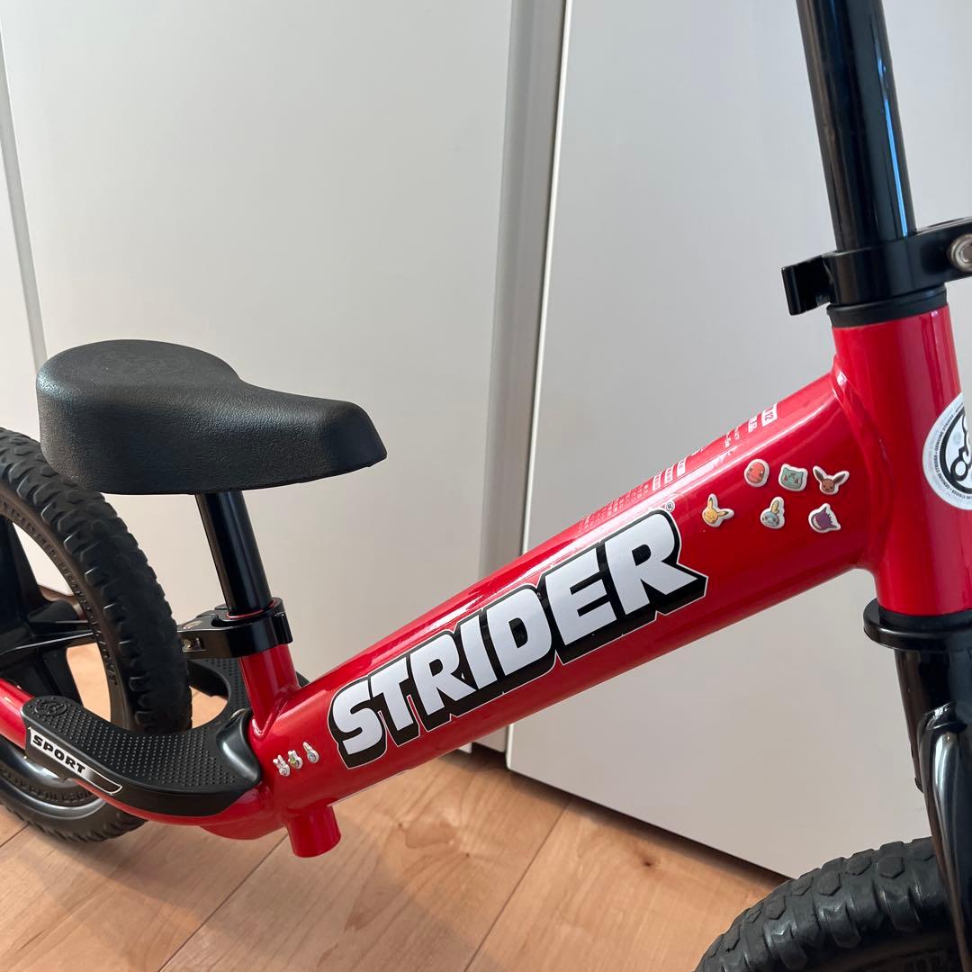 STRIDER ストライダー　sport 12インチ レッド
