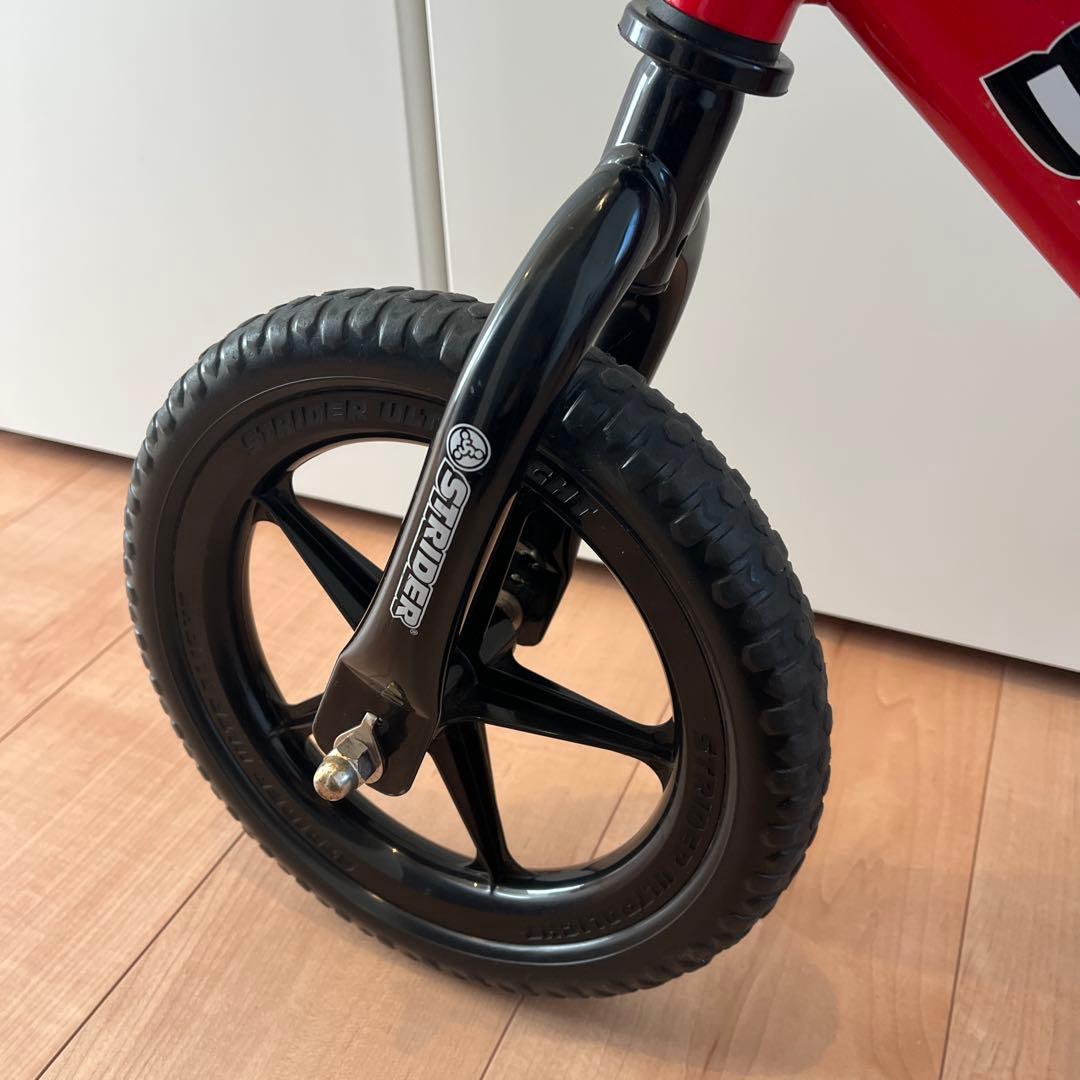 STRIDER ストライダー　sport 12インチ レッド