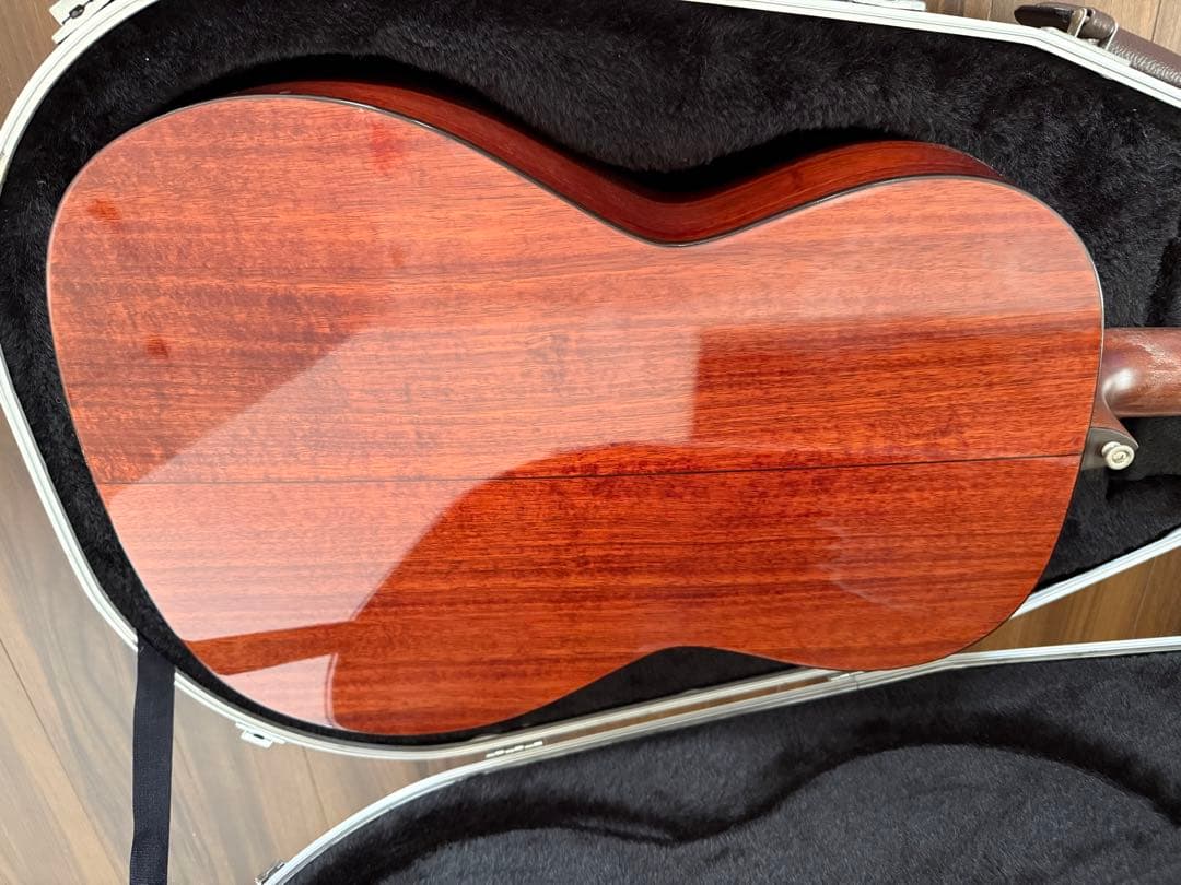 Takamine エレクトリカルアコースティックギター　PT407