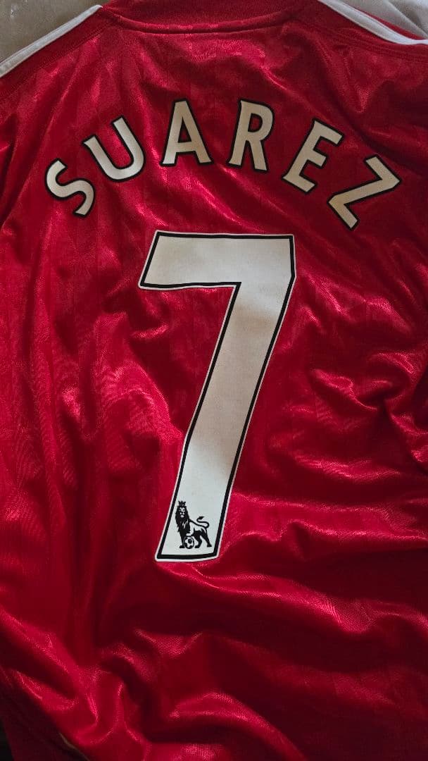 リバプール 【正規品】未使用タグ付き　10/12  スアレス 7