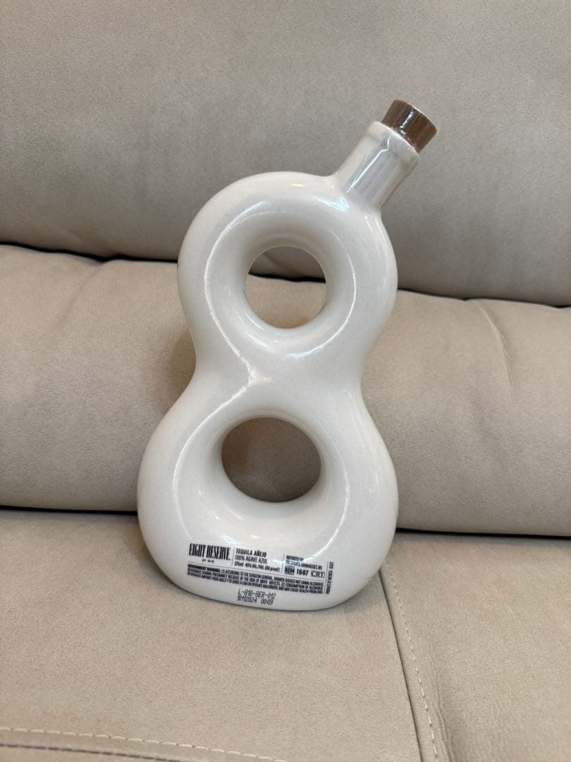 818 Tequila Eight Reserve 【日本未発売】375ml