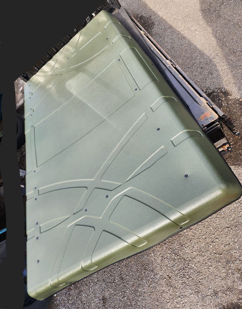 B-BASE様 GRESS電動ルーフテント