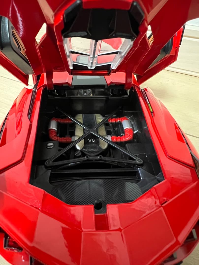 ランボルギーニ シアン ミニカー 1/18 H102