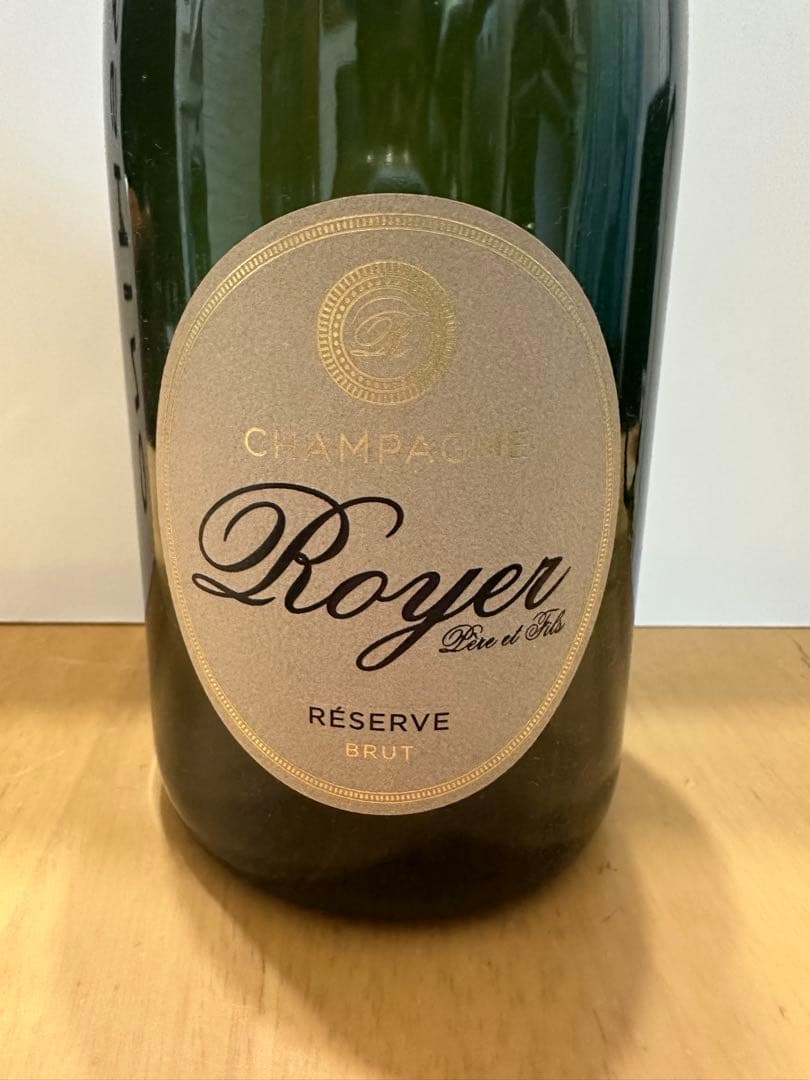 シャンパン　ザ・ペニンシュラ 　＆　ロワイエ　2本セット