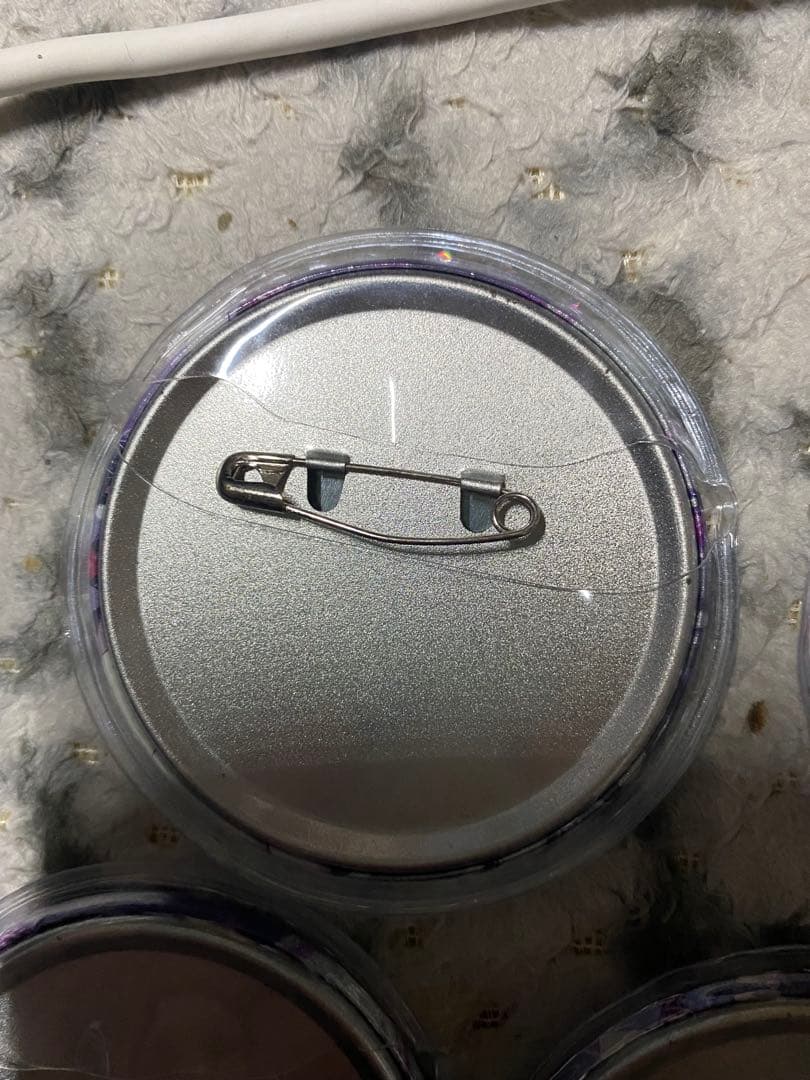 プロセカ サンリオ 絵名 グリッター缶バッジ 70個セット