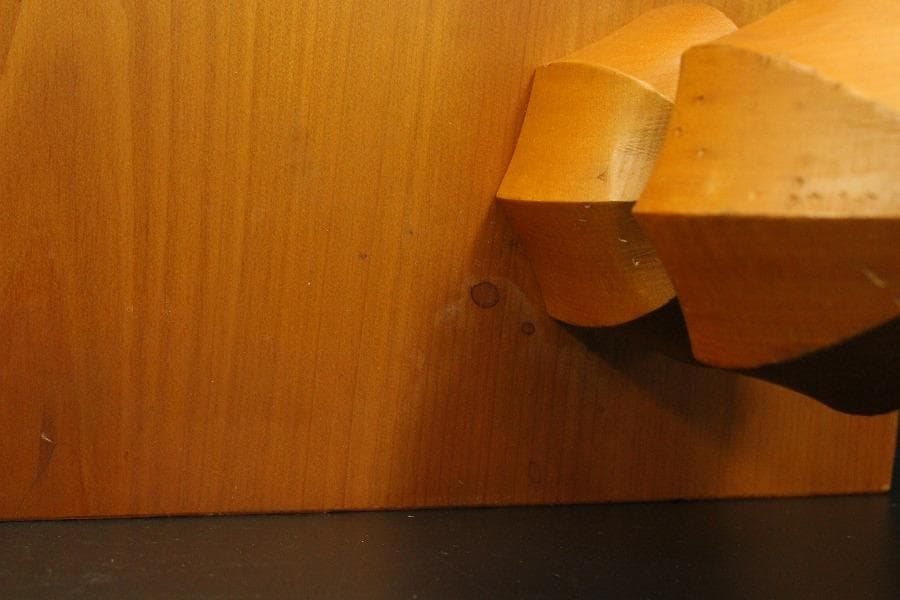 囲碁 碁盤 本榧 良木目 足付 総高26.7cm 厚み15cm 良品(A266)