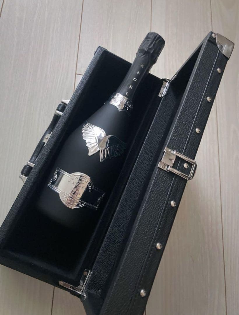 ⚠️最終価格⚠️【新品未開封】エンジェルシャンパン ブラック【美品】