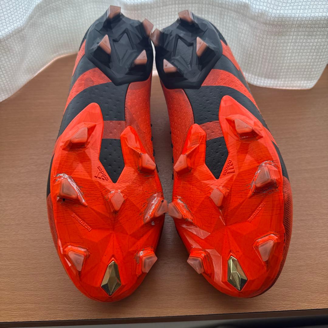 adidas Predator サッカーシューズ オレンジ・ブラック