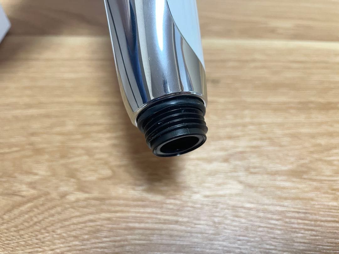 ＊なかむー＊ 【中古】リファファインバブル U シャワーヘッド　ホワイト