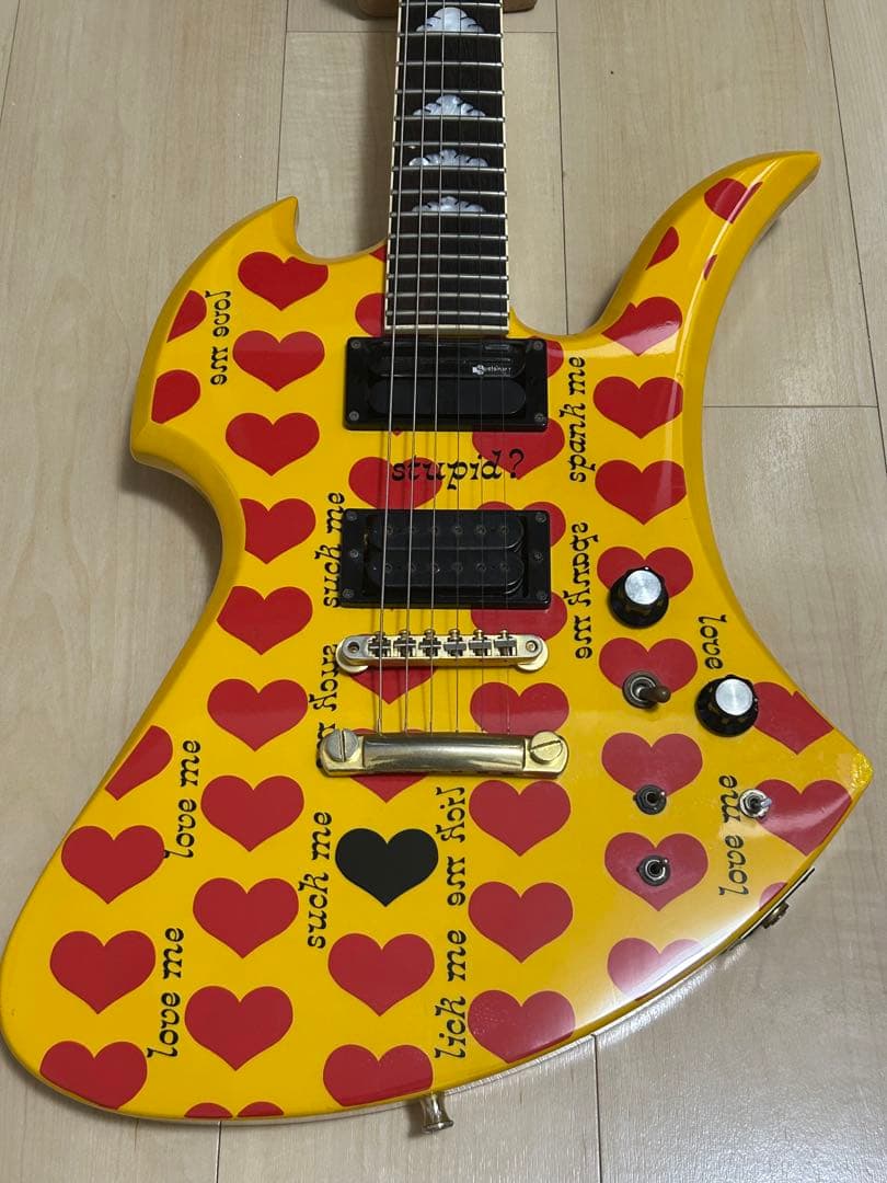 大幅値下げBurny MG-145／イエローハート／FERNANDES／hide