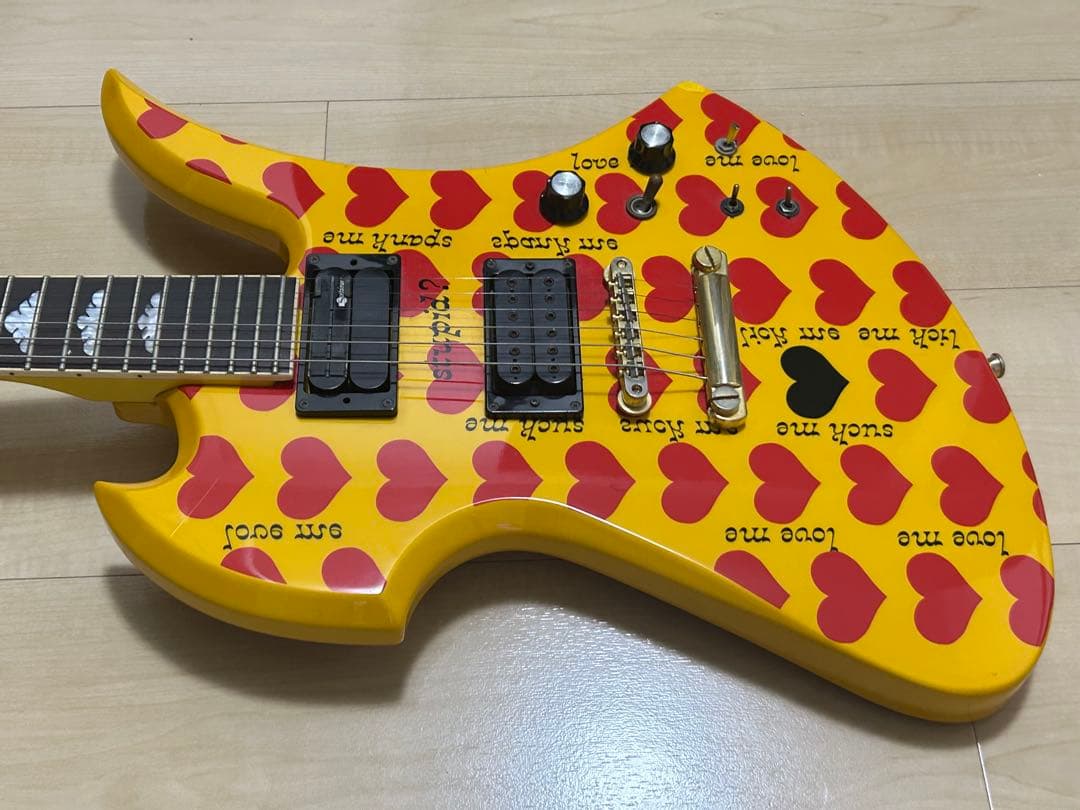 大幅値下げBurny MG-145／イエローハート／FERNANDES／hide