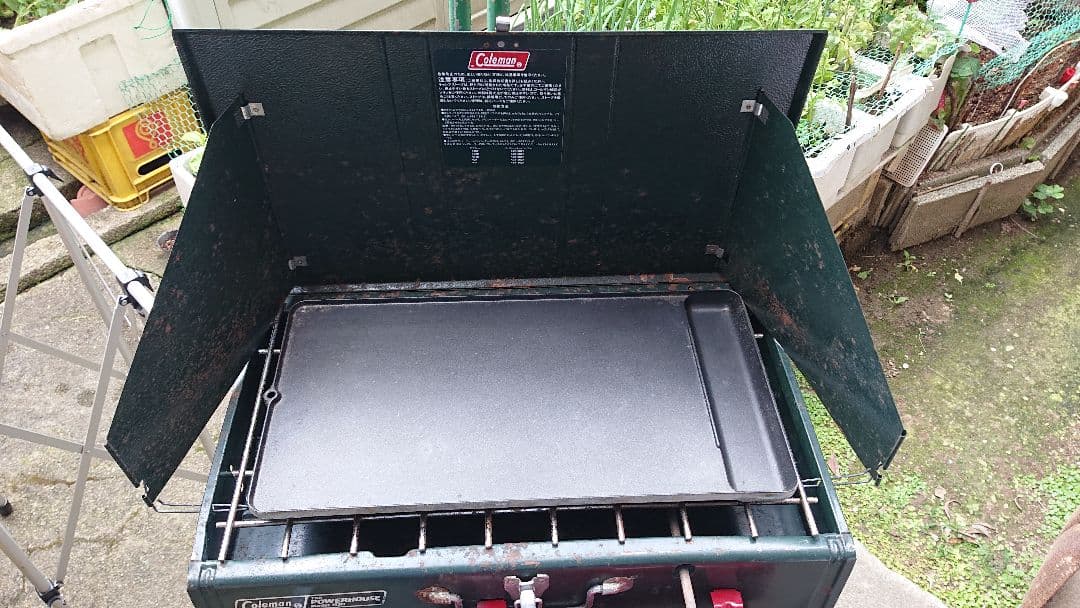 Coleman 2バーナー・シルバーストーングリドル等7点まとめ売り(匿名配送)