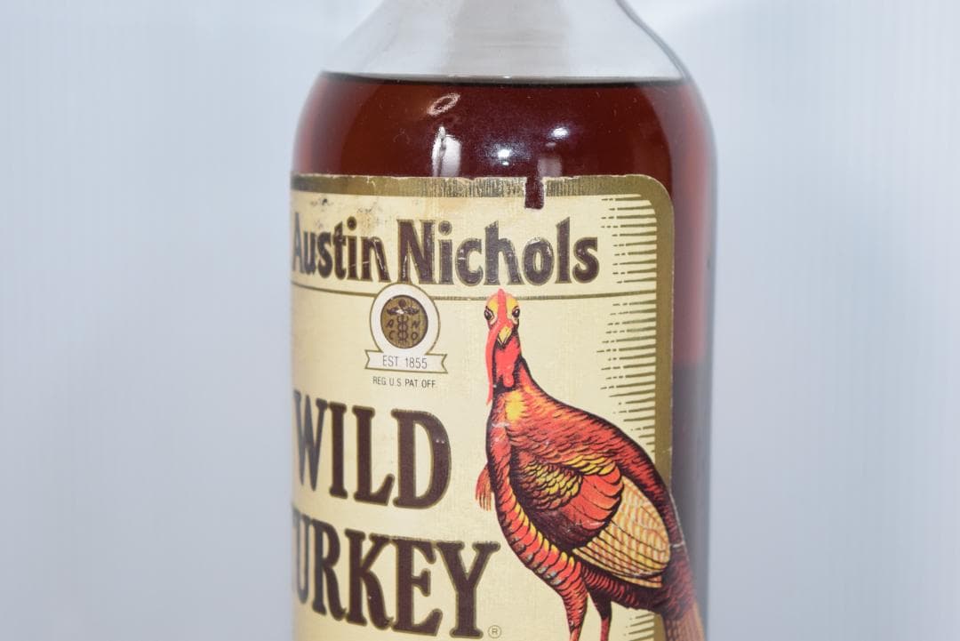 未開栓 ワイルドターキー 旧ボトル 8年 アメリカバーボン　750ml