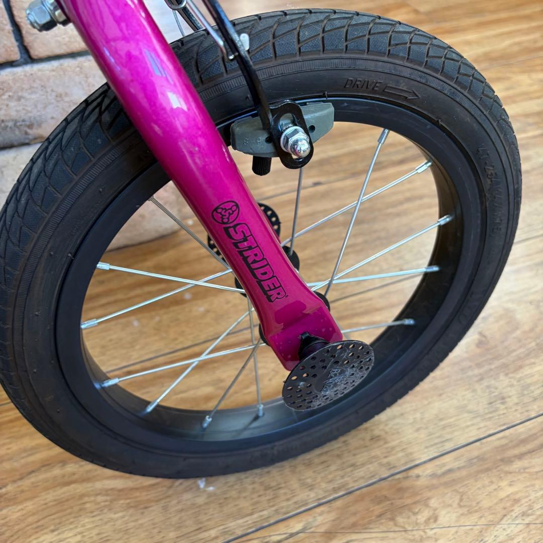 大人気 STRIDER ストライダー 14X スポーツ バランスバイク ピンク
