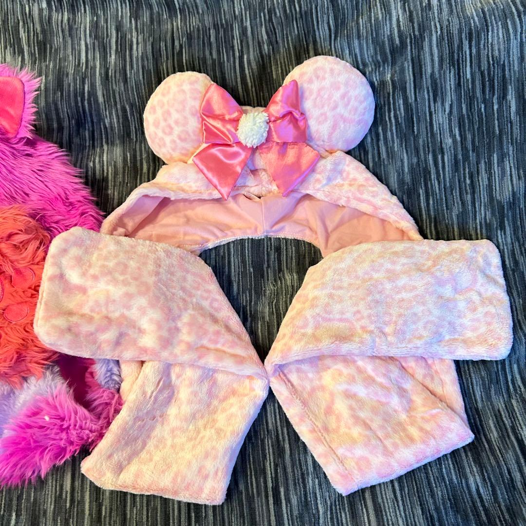 ディズニー　マフラーキャップ　チェシャ猫&ミニー（レア）セット売り