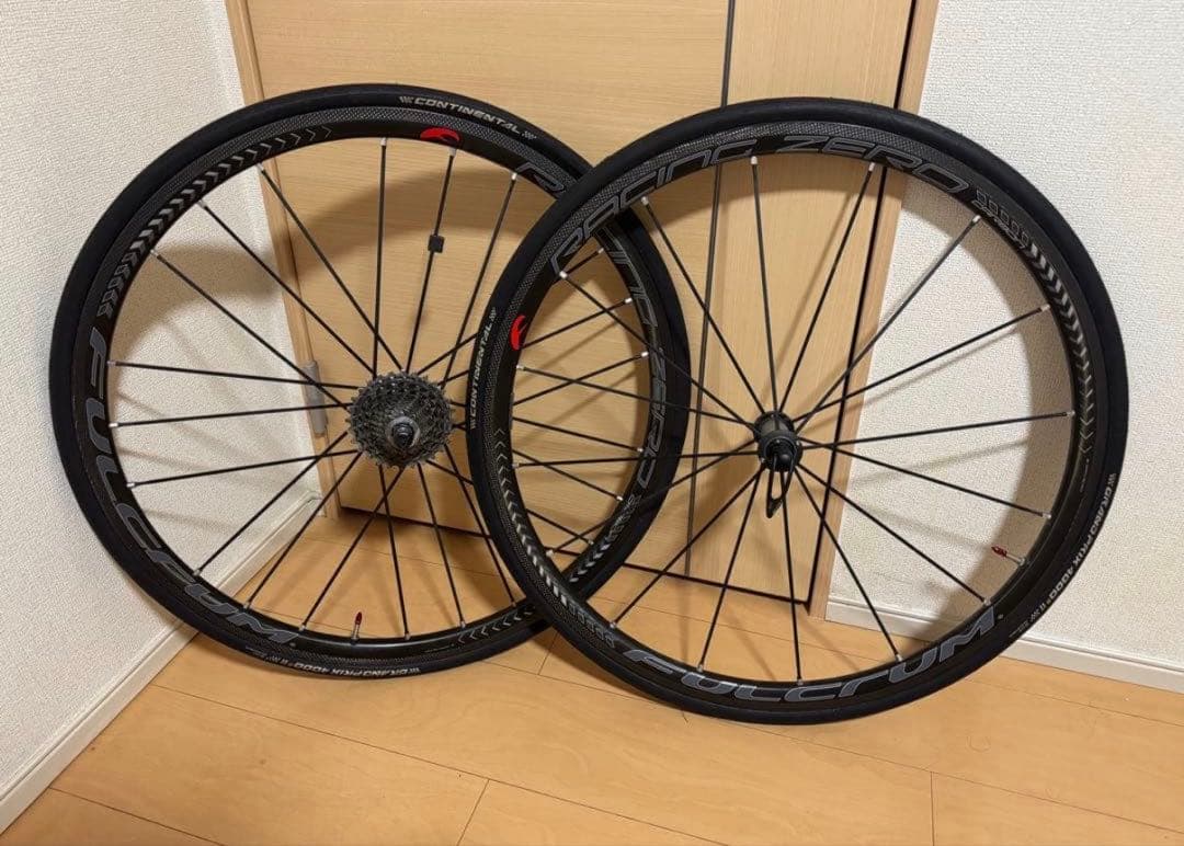 フルクラム　レーシングゼロ　カーボン　SHIMANO 11s