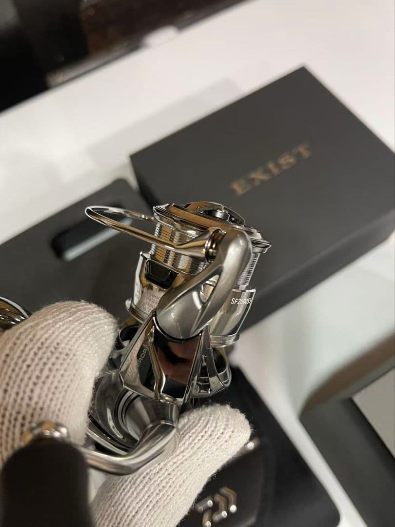 超美品ダイワ　22EXIST SF2000SS-P