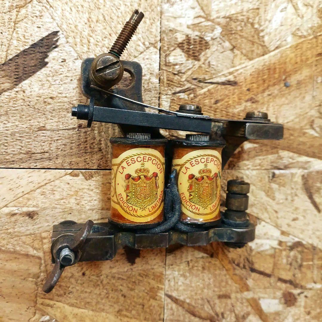 お値引き交渉可 tattoo bearknuckle tattoomachine