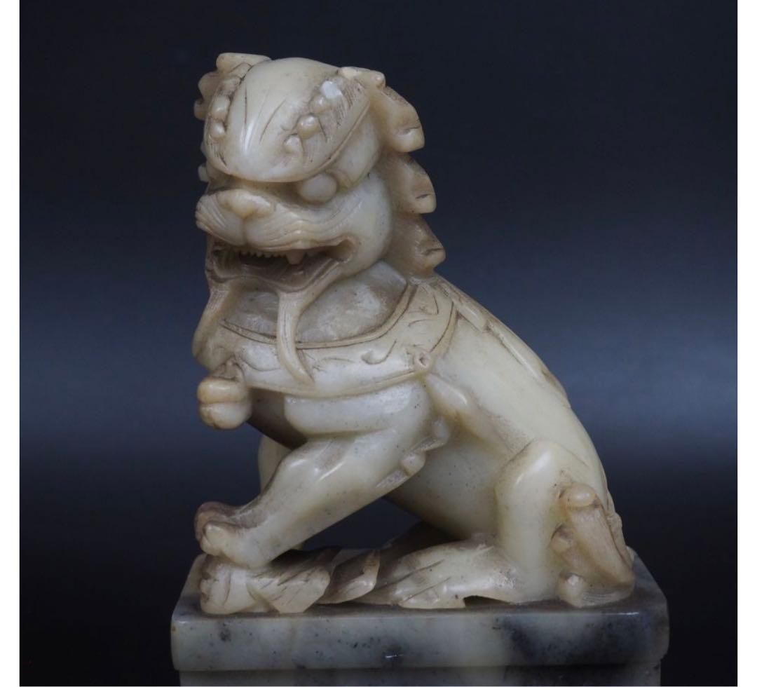 送料無料　中国古玩　清時代滑石彫刻獅子一対　高さ１８ｃｍ