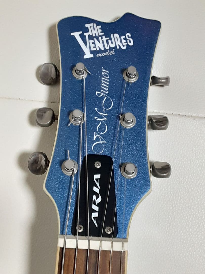 ARIA The Venturesモデル エレキギター