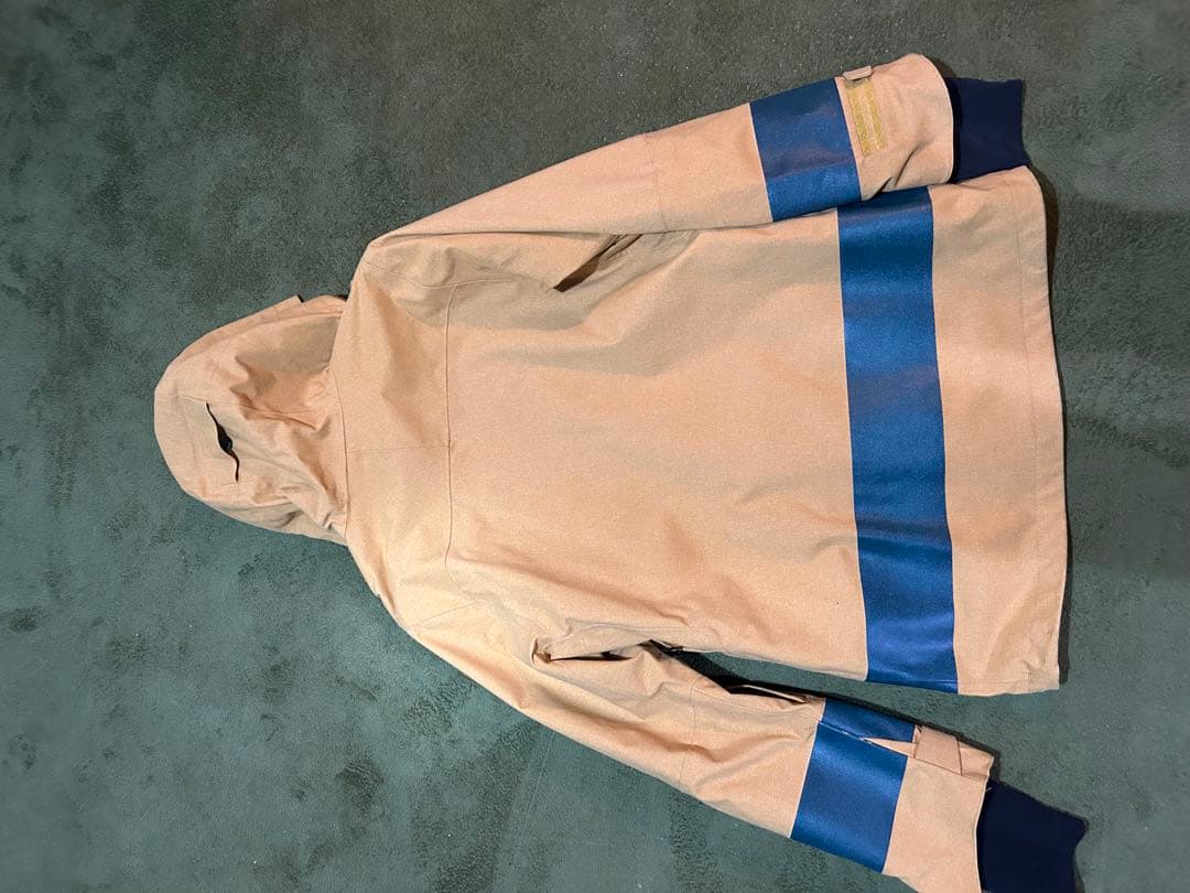 Columbia スノーボードウェア 男性用 ベージュ/ネイビー上下セット