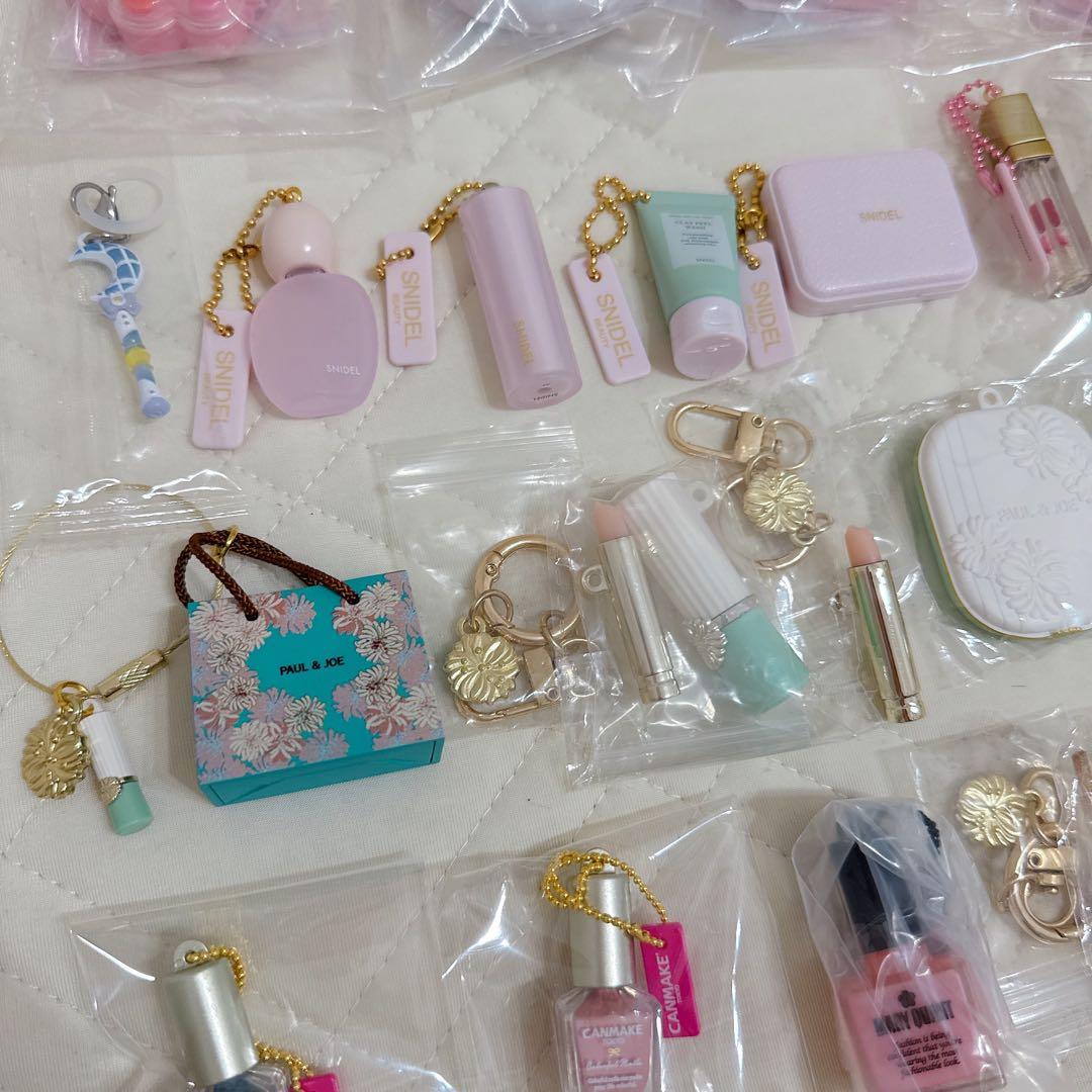 【68点セット】コスメ・平成女児・ピンク系統・レア キーホルダー まとめ売り