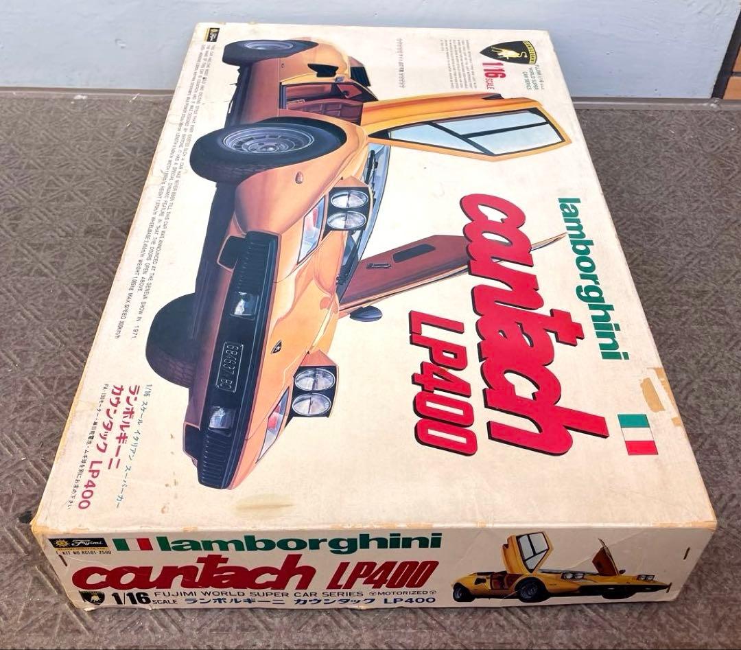 旧　フジミ　カウンタックLP400　1/16　未組立品　開封品