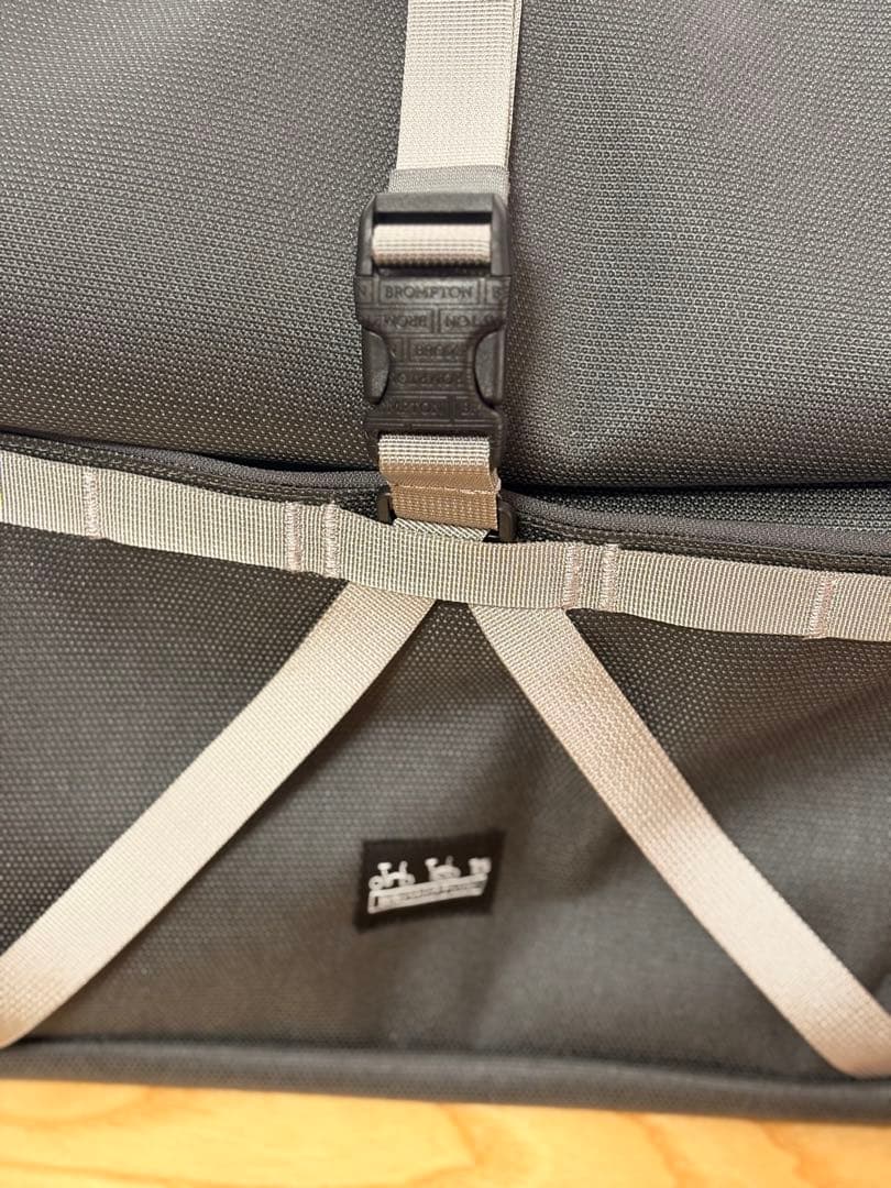 ブロンプトン Roll Top Bag 28L Dark Grey