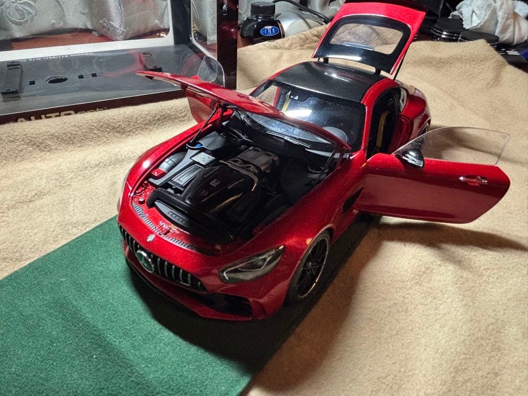 メルセデスベンツ AMG GT R オートアート 1/18 ミニカー 絶版希少